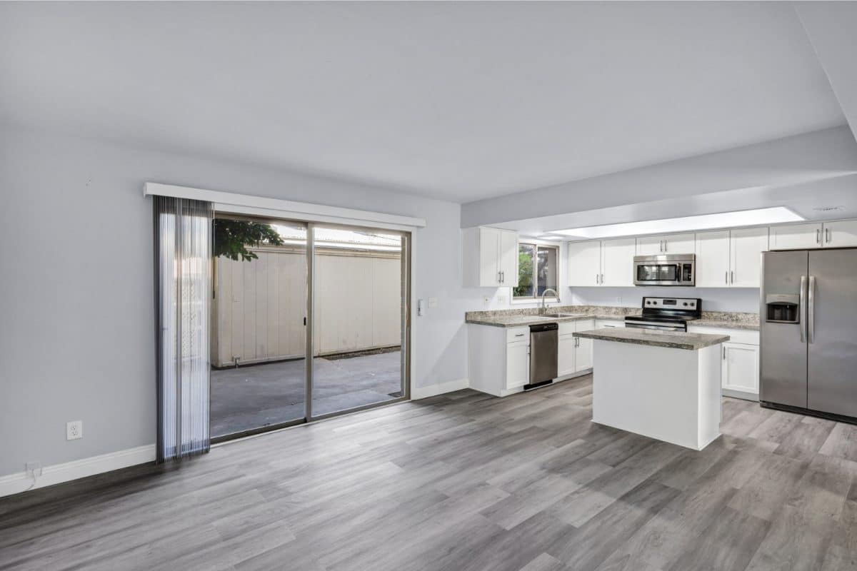 Tempe Townhome E Hermosa Open Dining Area